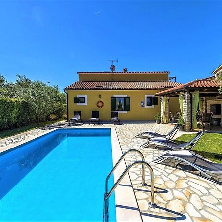 Spacious Three-Bedroom Villa Balun With Pool Poreč Exteriér fotografie